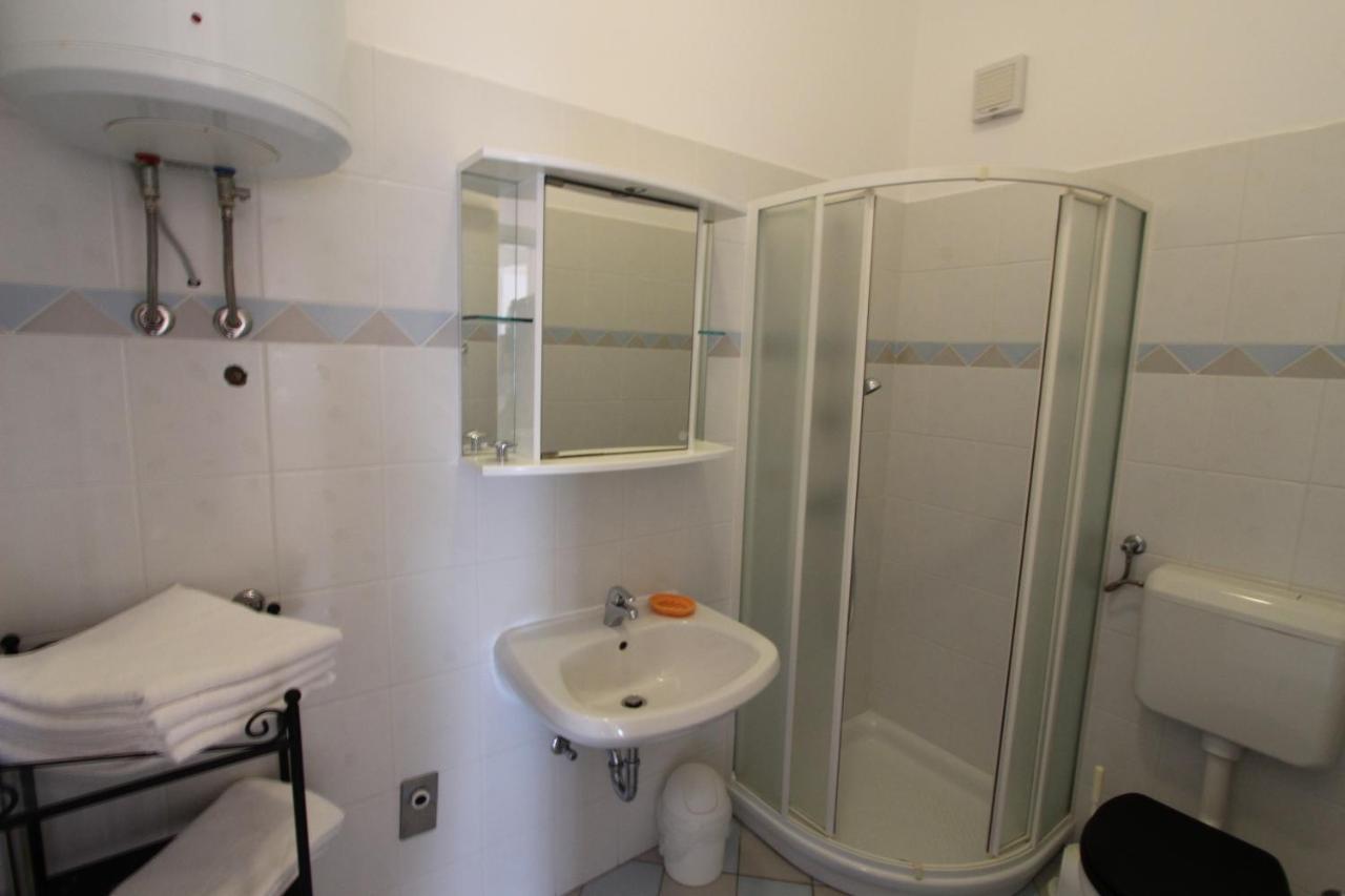 Apartments Miriam プレマントゥーラ エクステリア 写真