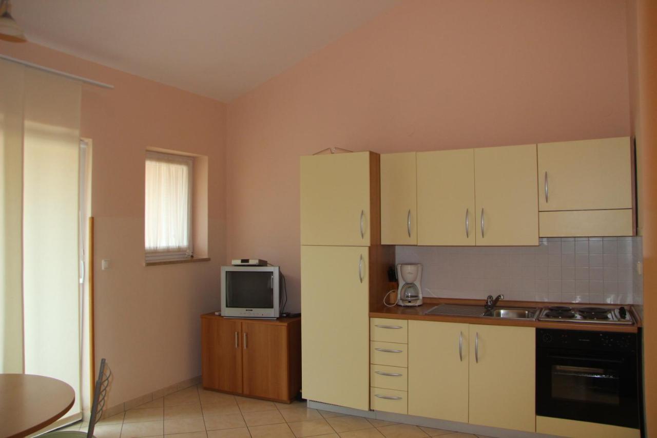 Apartments Miriam プレマントゥーラ エクステリア 写真