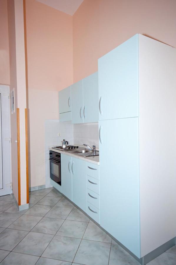 Apartments Miriam プレマントゥーラ エクステリア 写真